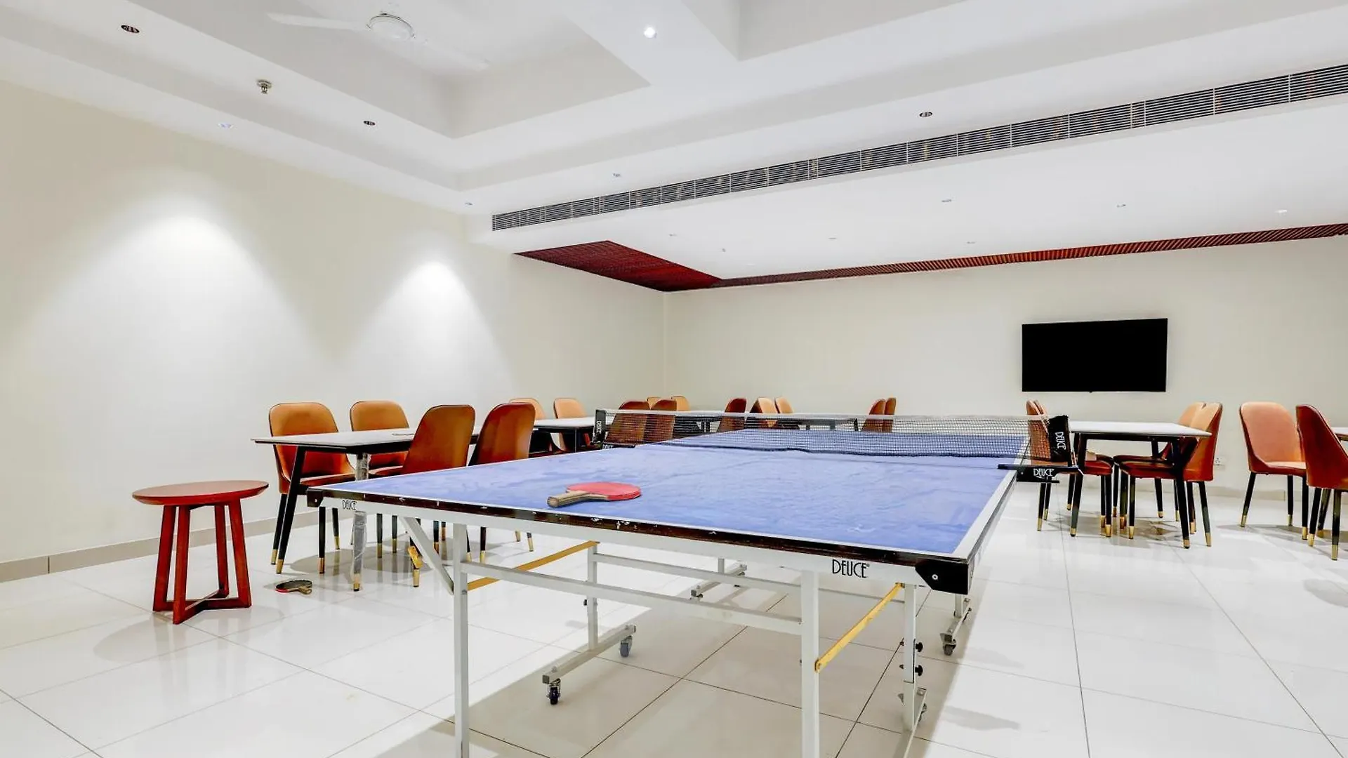 Townhouse Oak Sector 39 Medanta Hotel Gurgaon