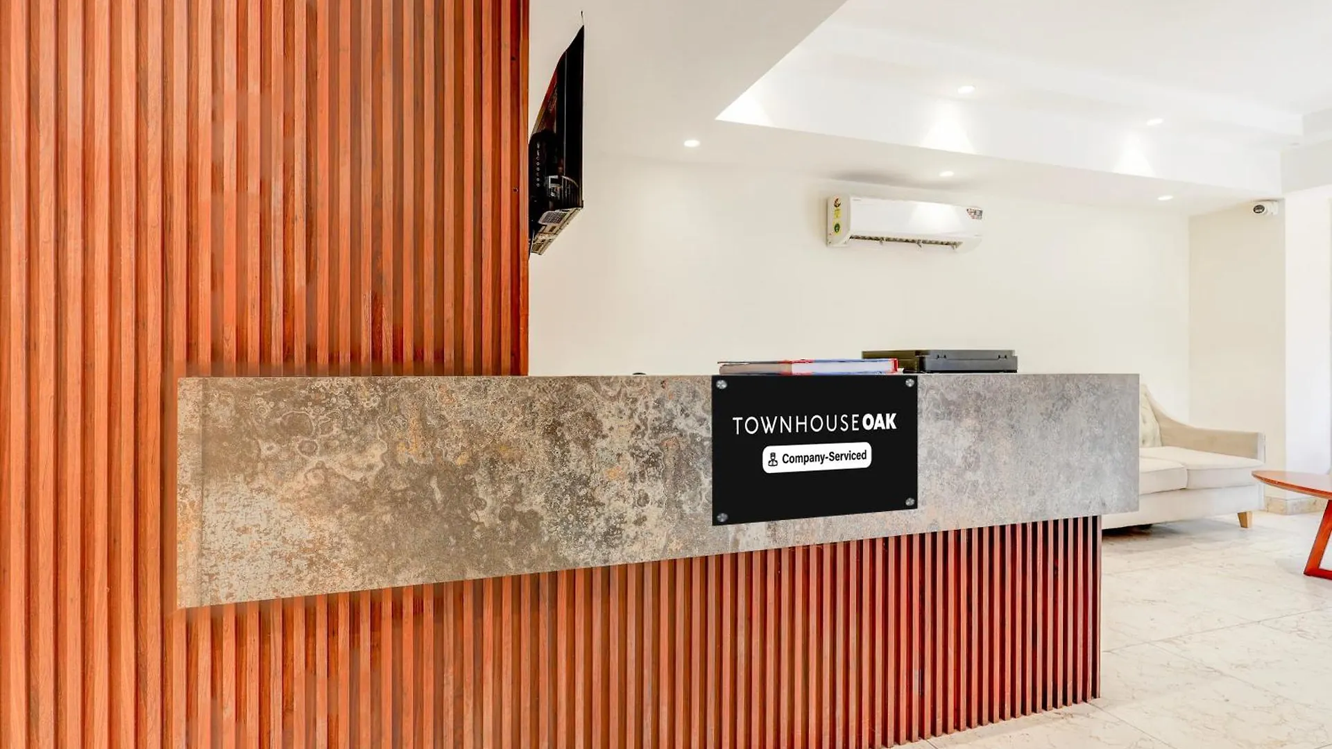 Townhouse Oak Sector 39 Medanta Gurgaon