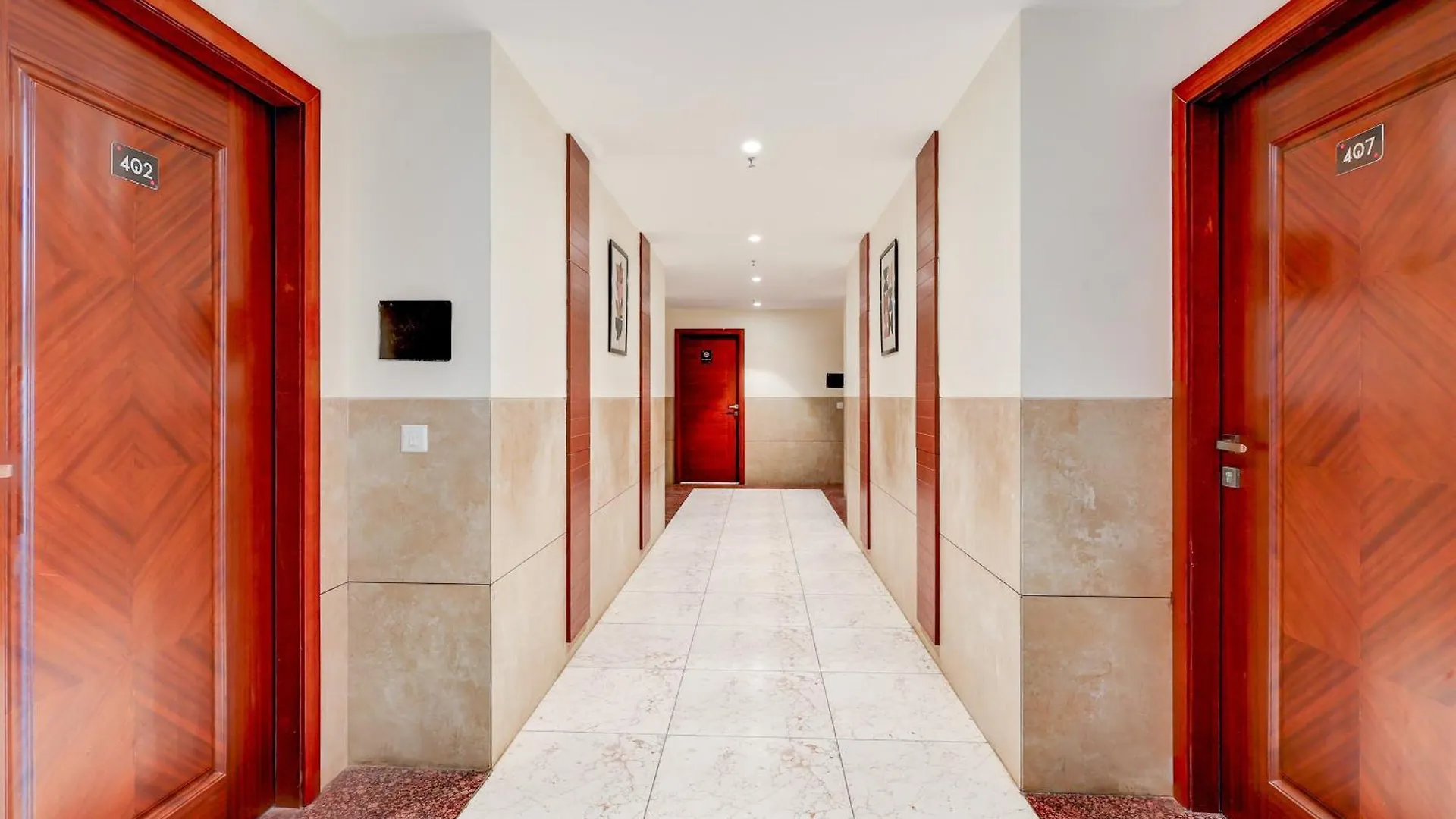 Hotel Townhouse Oak Sector 39 Medanta